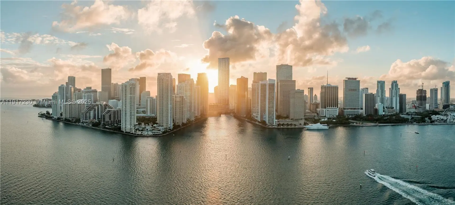 Buying in Miami as an international client: a step-by-step guide