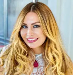 Janet Ben Zvi, listing agent