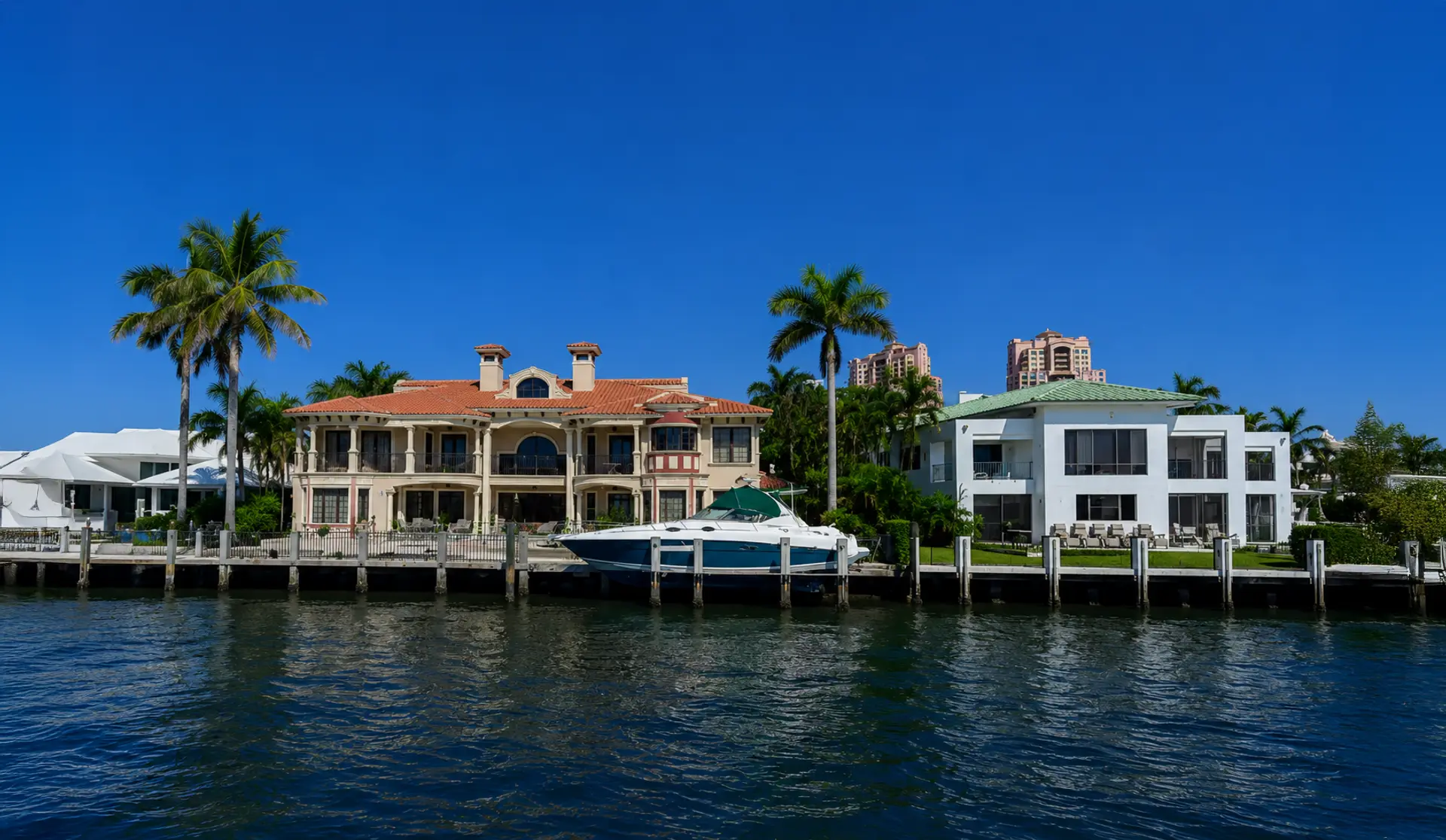 listings 待售 in Dolphin Isles
