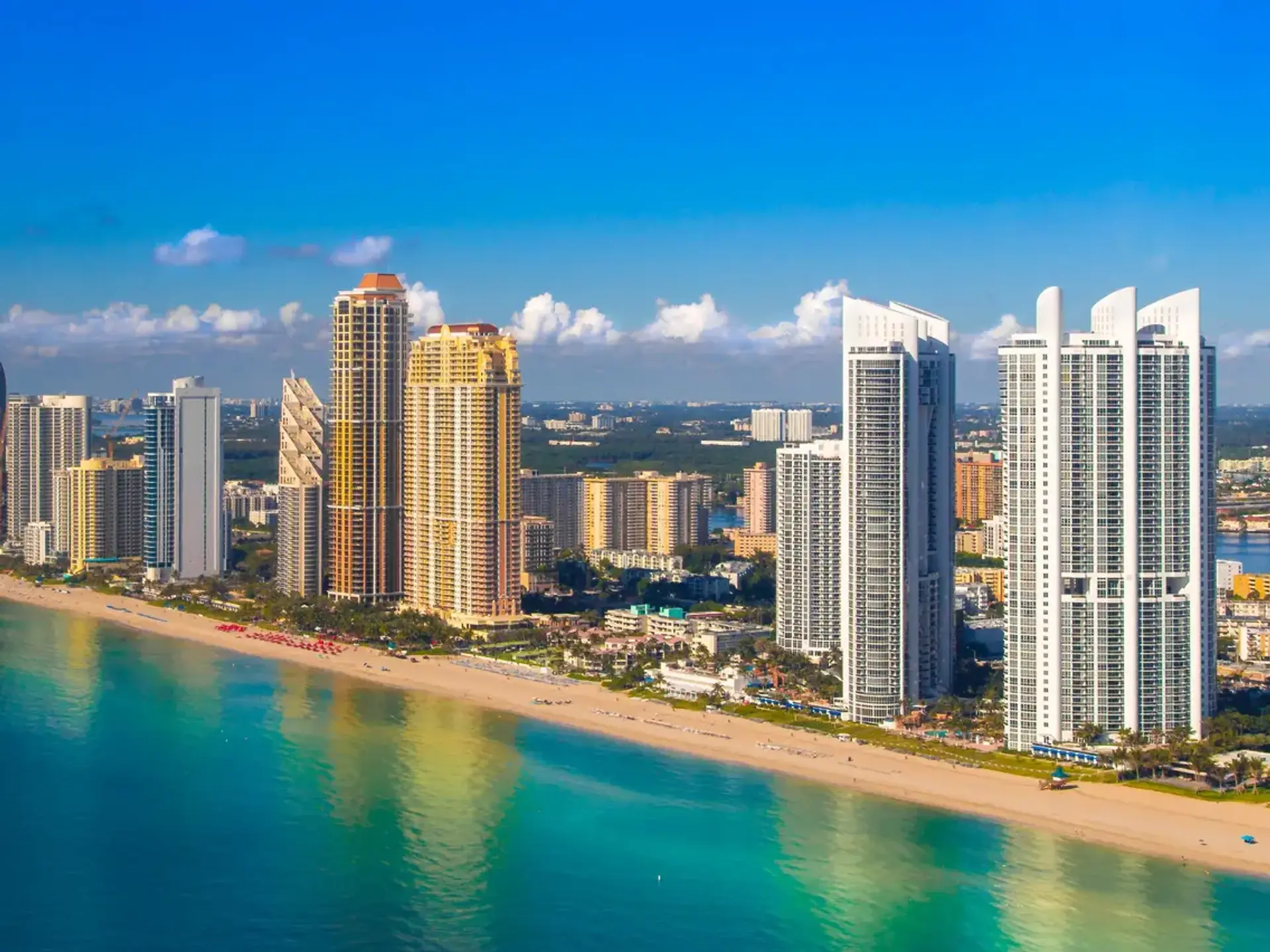 featured image for story, Living in Sunny Isles Beach Florida