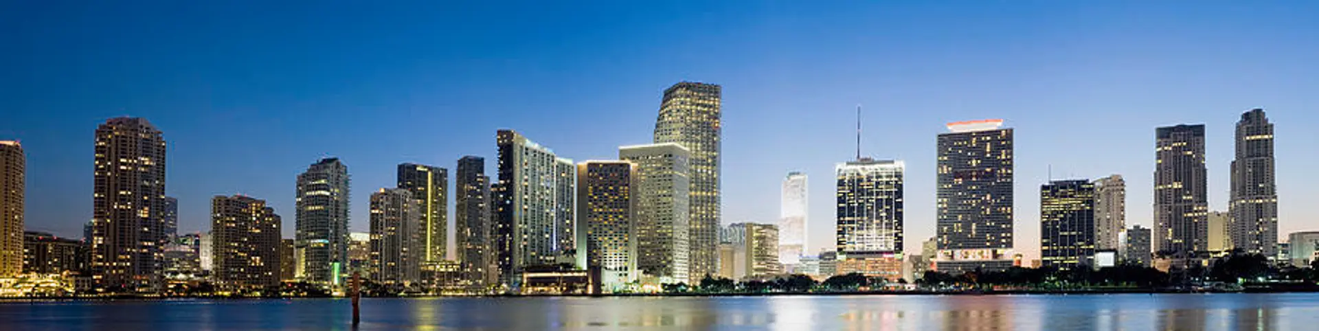 featured image for story, Brickell: El Corazón Financiero y Residencial de Miami
