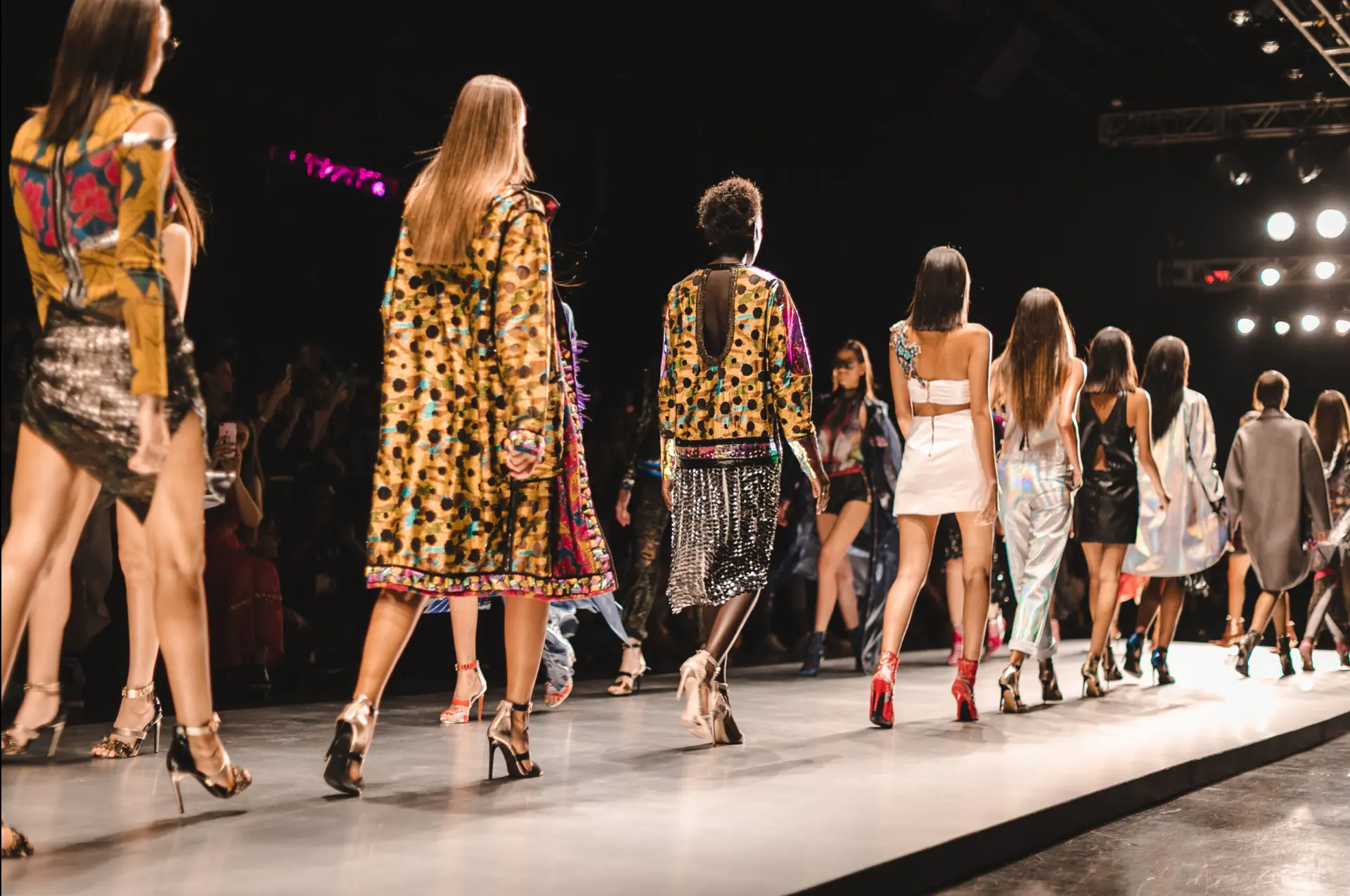 featured image for story, 🌟 Miami Fashion Week 2025: Why It’s the Perfect Time to Invest in Real Estate in Miami