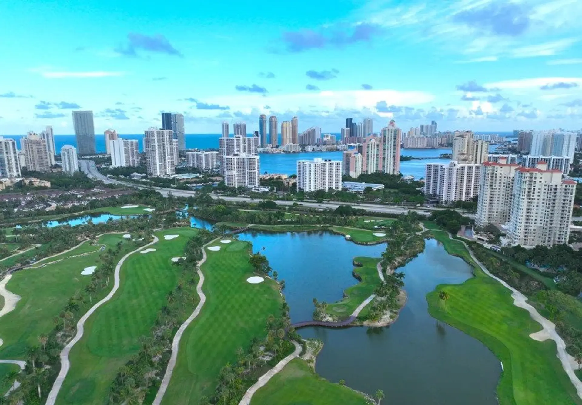 featured image for story, ¡Descubre una vida de lujo y oportunidades en Aventura, Florida!