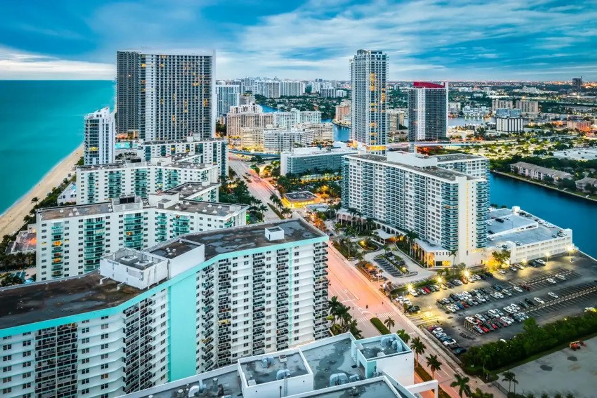 featured image for story, Descubre Oportunidades de Inversión y Estilo de Vida en Hollywood, Florida