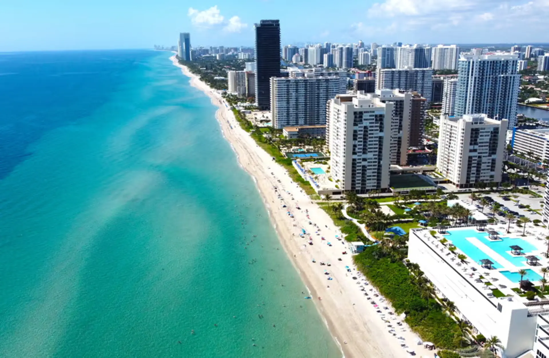 featured image for story, Explorando Hallandale: La Fórmula Perfecta para Inversionistas Latinoamericanos