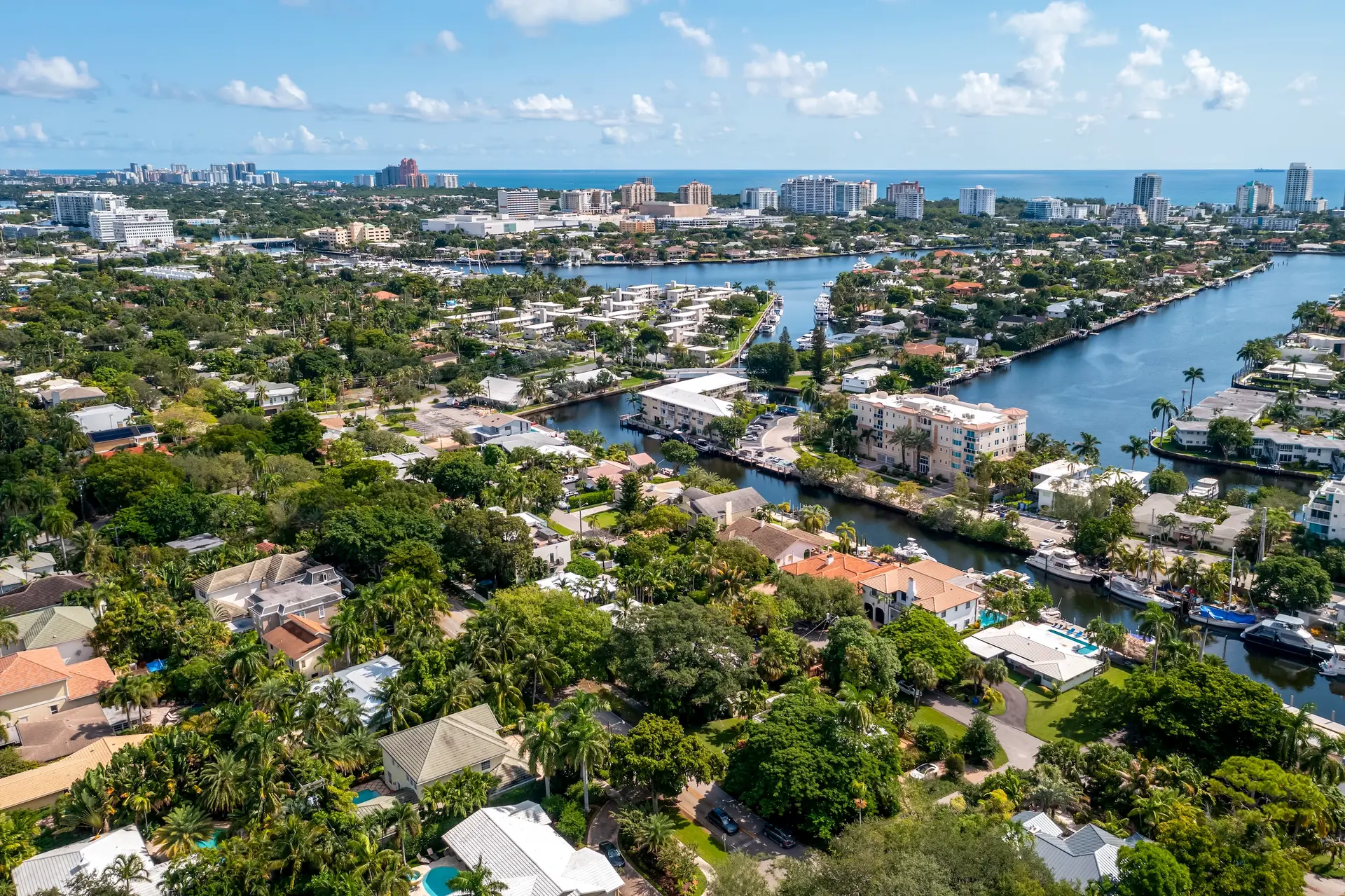listings 待售 in Victoria Park