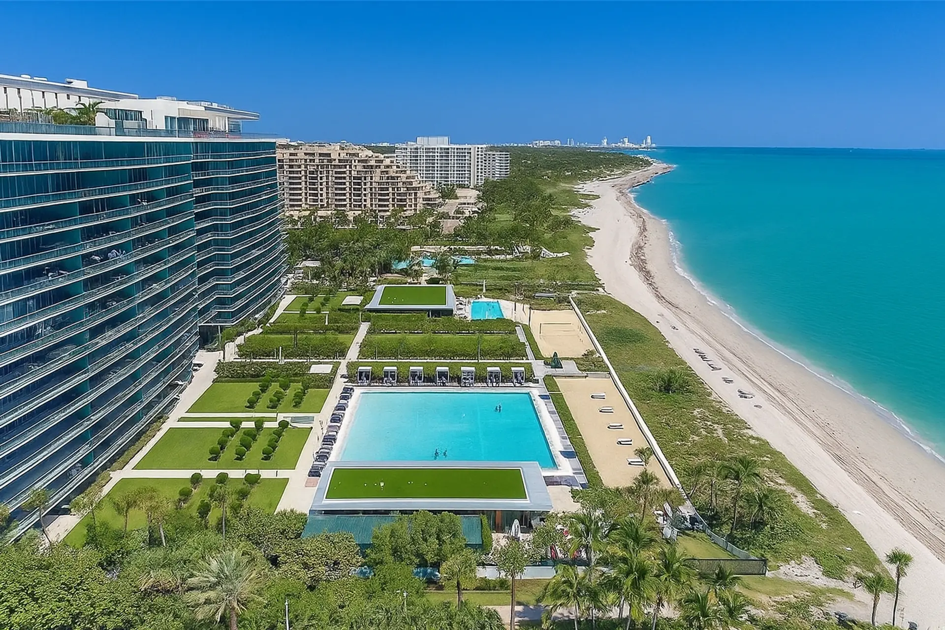 listings For Sale in Oceana Key Biscayne