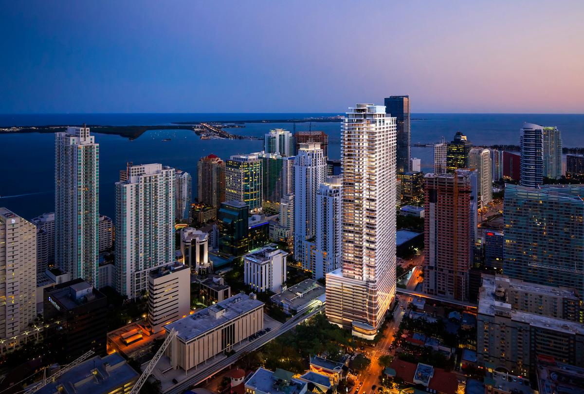 Flat Iron Brickell — exterior