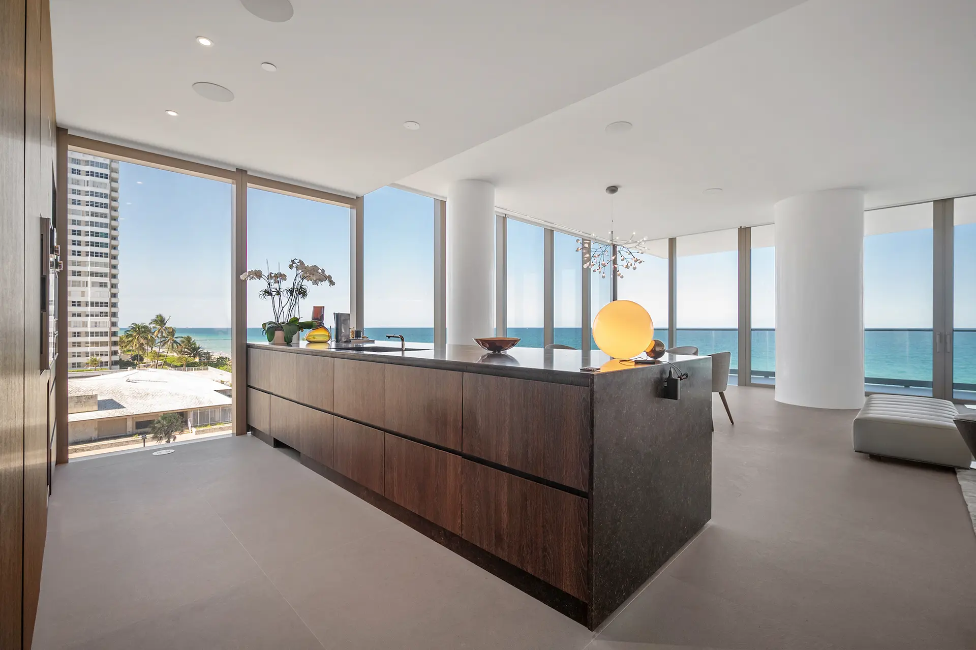 2000 Ocean photo 60