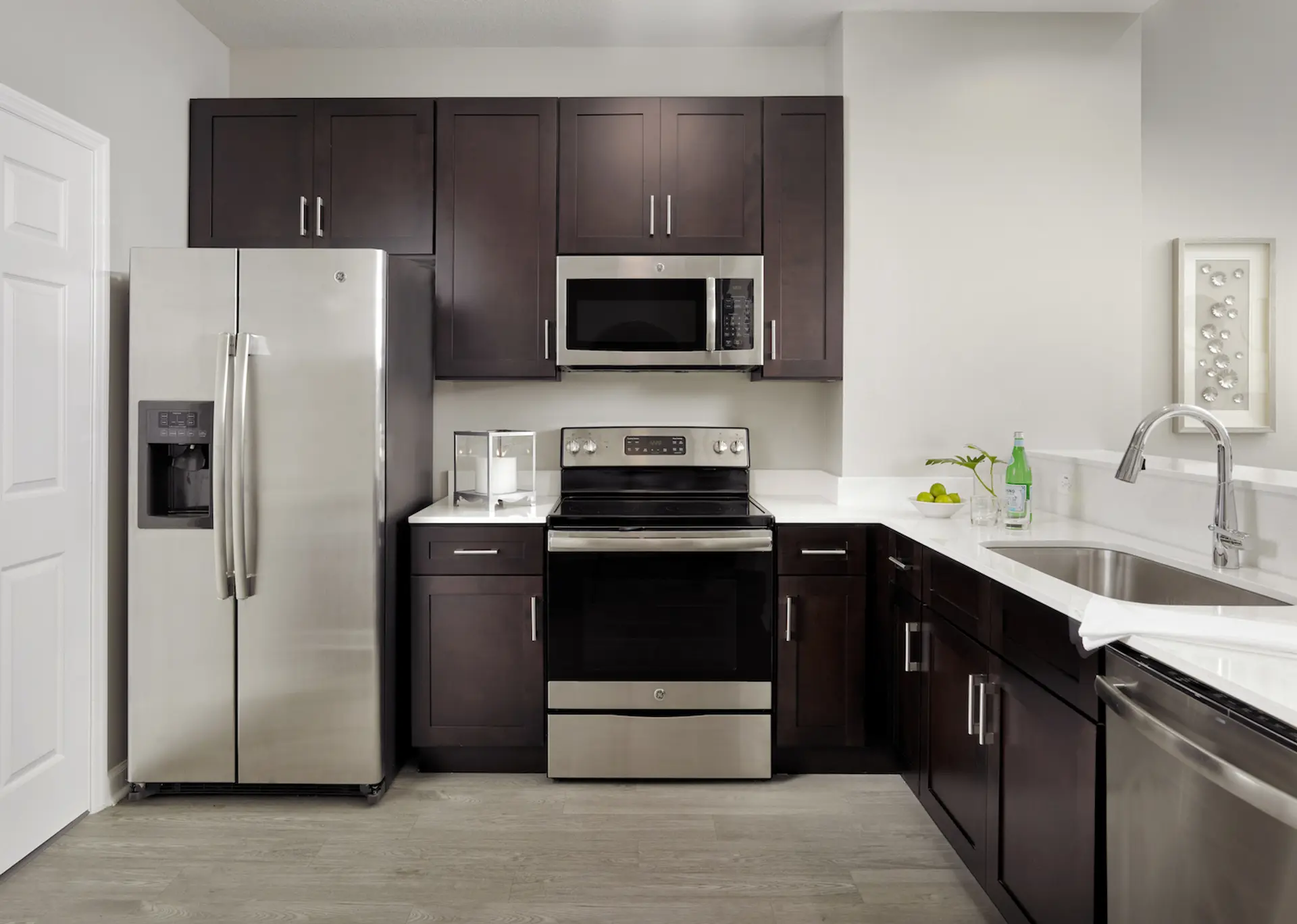 The Grove Residences photo 26