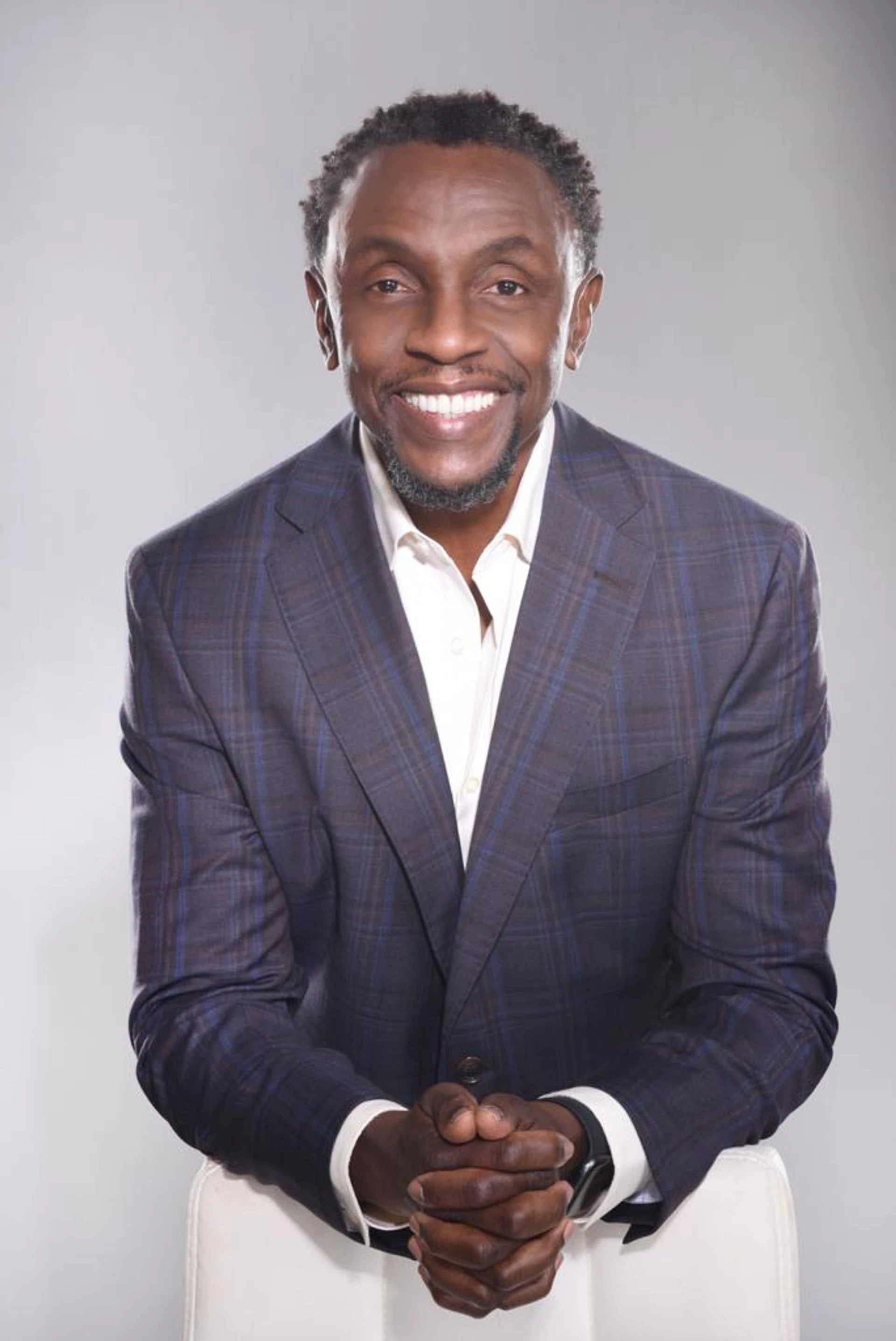 Basil Lowe headshot