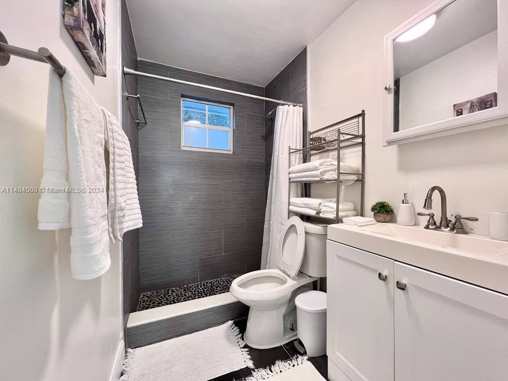 image #20 of undefined