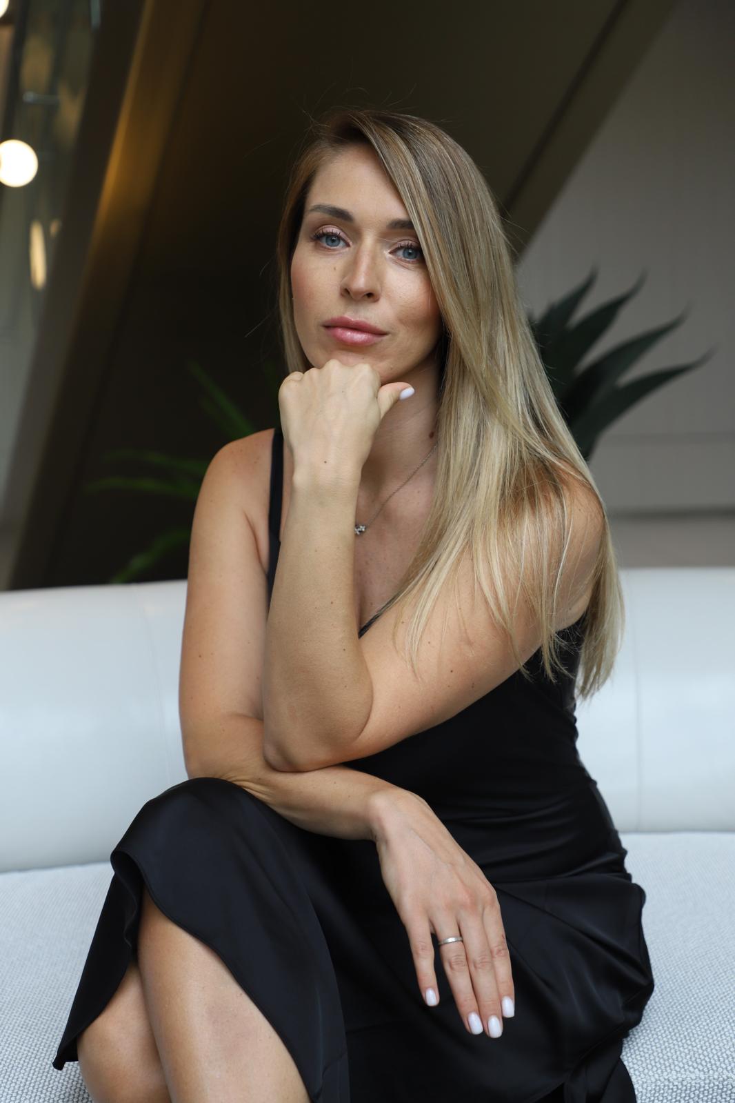 Tatiana Dzenis headshot