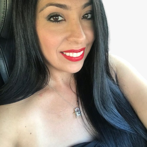 Sasha Miracola headshot